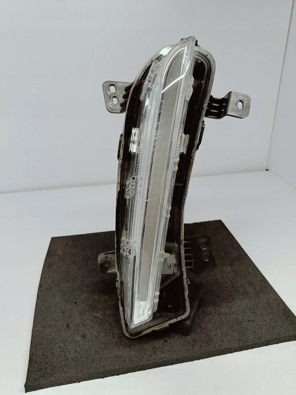 MG MG4 EV 22- HALOGEN LAMPA DRL KIERUNKOWSKAZ LEWY PRZÓD OE EH320008