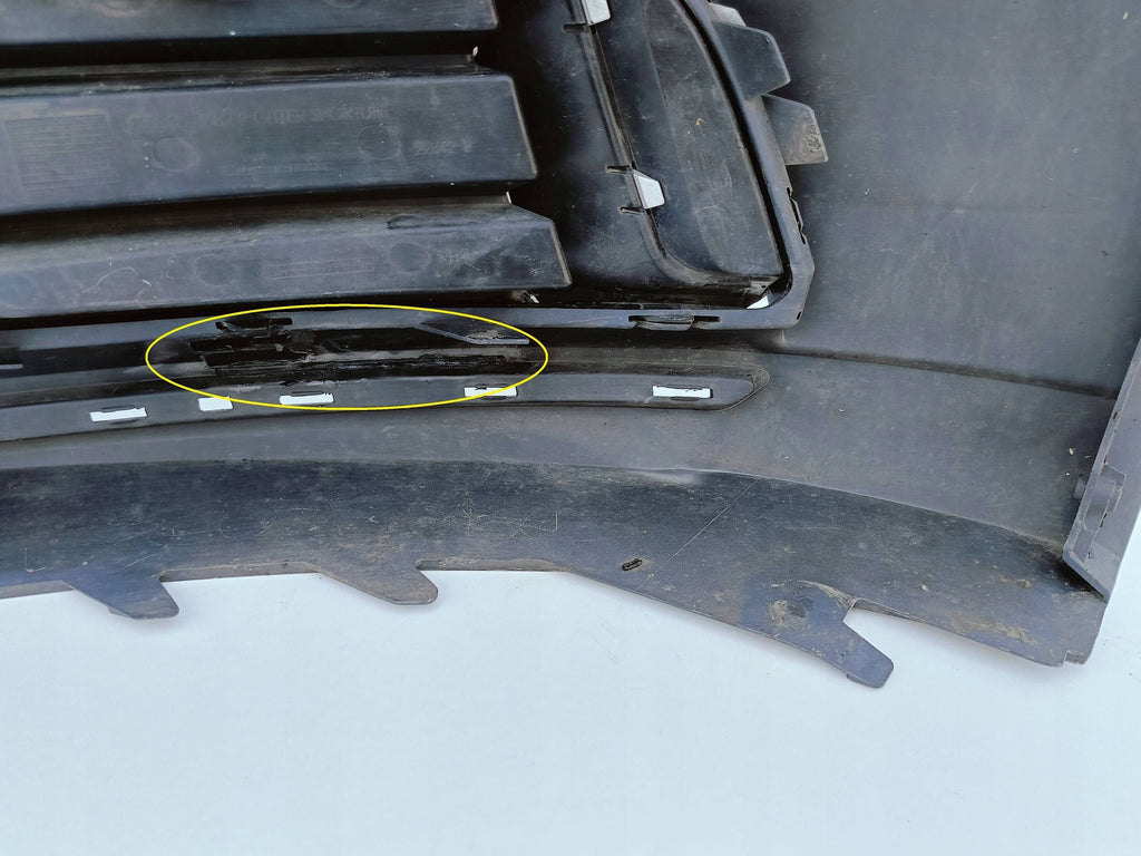 Audi A3 8V Limo Facelift 16- Stoßstange vorne ohne PDC Waschanlage 8V5807437P