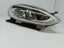 Laden Sie das Bild in den Galerie-Viewer, Ford Fiesta MK8 VIII 17- LAMPA PRAWA PRZÓD SOCZEWKA H7+LED H1BB-13W029-CE
