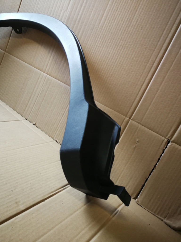 TOYOTA RAV4 RAV IV RADLAUFBLENDE HINTEN RECHTS