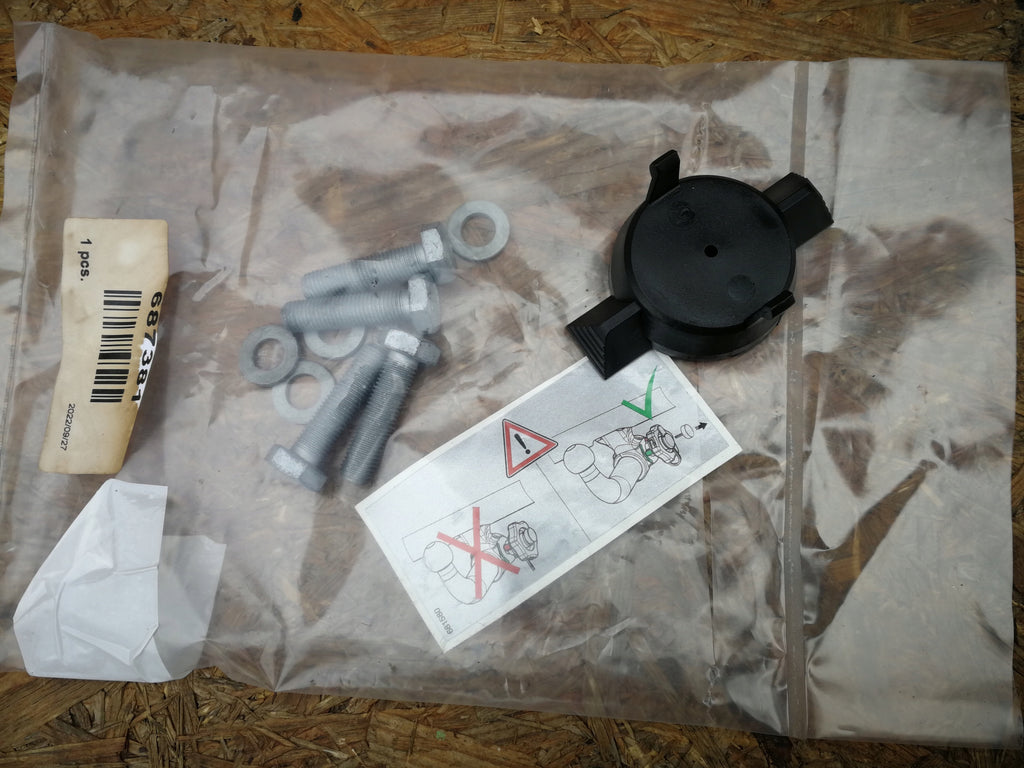 KIA RIO IV 4 YB 16- BELKA HAKA HOLOWNICZEGO H8281ADE00