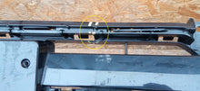 Load image into Gallery viewer, MG MARVEL R 21- KRATKA GRILL ATRAPA DOKŁADKA ZDERZAKA PRZÓD PDC 10996647
