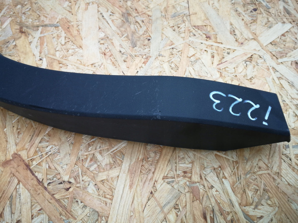 Volvo XC40 Xc 40 II Trim Strip Rear Left Fender — photo 2 of 9