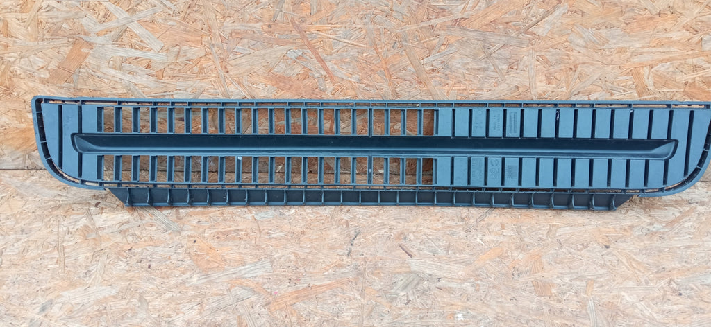 SKODA CITIGO 11- UNTERER GRILL STOSSFÄNGER VORNE 1ST853677B