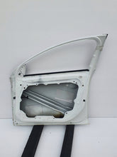 Załaduj zdjęcie do przeglądarki galerii, DRZWI PRAWE PRZÓD VOLVO V60 S60 II 11-18 31352778