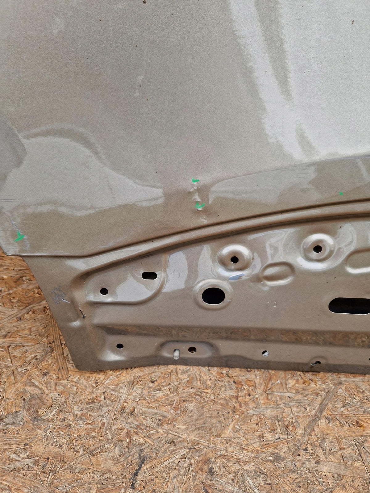 Renult Kadjar 15- Rear Right Door Rear 821525757R — photo 6 of 16