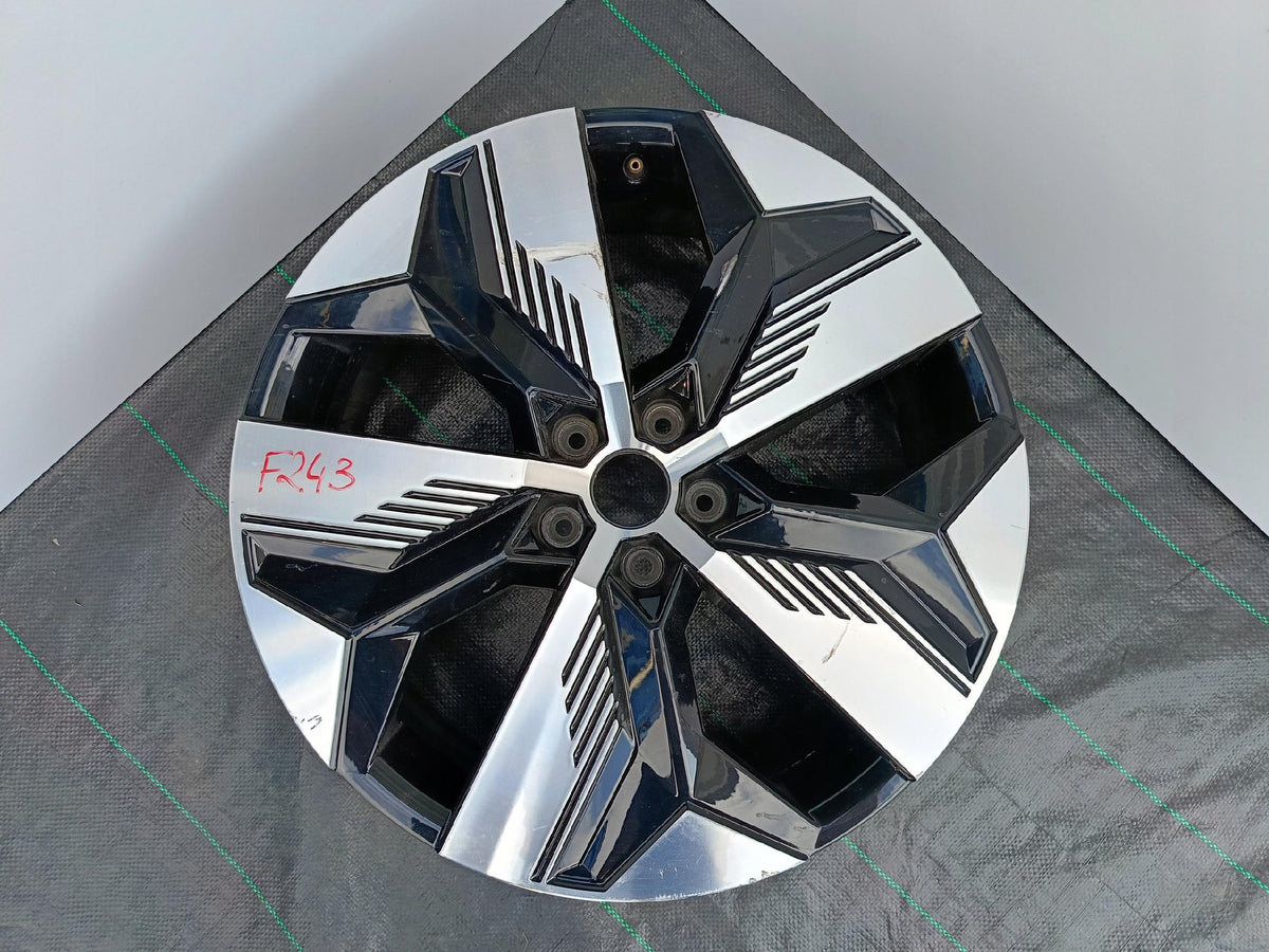 Felge Aluminium Renault Megane IV E-Tech 7.0"x20" 5X114.3 ET34 403001816R — Foto 1 von 16