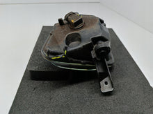 Laden Sie das Bild in den Galerie-Viewer, FIESTA MK8 17- NEBELSCHEINWERFER RECHTS VORNE H1BB-15A254-AB