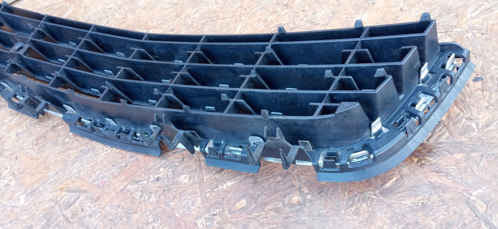 OPEL ASTRA III H 04- KÜHLERGRILL STOSSSTANGE VORNE 375768702