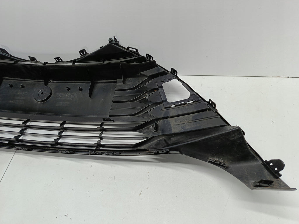 TOYOTA YARIS III 3 LIFT 17- ATRAPA GRILL ZDERZAKA PRZEDNIEGO 53102-0D130