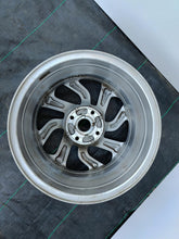 Laden Sie das Bild in den Galerie-Viewer, FELGA ALUMINIOWA OPEL OE CROSSLAND 6.5X16 ET20 39007897