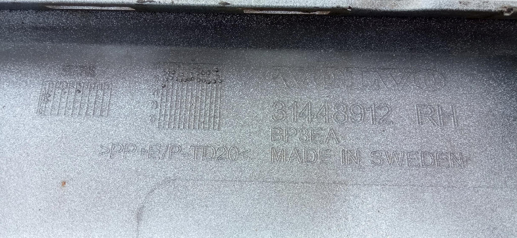 VOLVO S60 III V60 II 18- SCHWELLE SCHWELLENABDECKUNG SCHWELLENLEISTE RECHTS 31448912