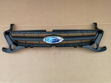 Load image into Gallery viewer, FORD MONDEO MK IV 4 LIFT ATRAPA GRILL BS71-8200-A