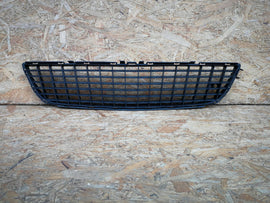 OPEL VECTRA C LIFT 05- ATRAPA KRATKA ŚRODKOWA ZDERZAKA PRZEDNIEGO 13182906