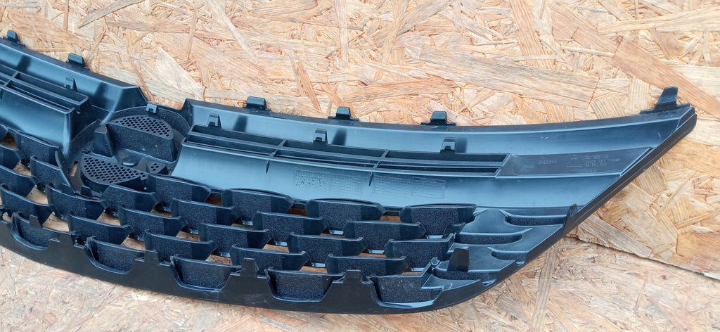 OPEL ASTRA K V 15- ATRAPA KRATKA GRILL ZDERZAKA PRZEDNIEGO BLACK 13423640