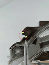 Load image into Gallery viewer, Toyota Yaris III LIFT 17- LAMPA LEWA PRZÓD SOCZEWKA + LED EU 0D-197