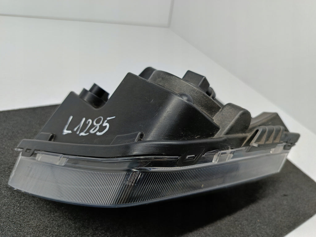 SEAT IBIZA V 5 6F 17- HALOGEN LAMPA PRZECIWMGIELNA LEWY PRZÓD H8 6F0941701A