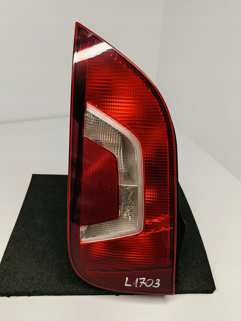VOLKSWAGEN UP UP! 11- LAMPA LEWA TYLNA LEWY TYŁ 1S0945095G