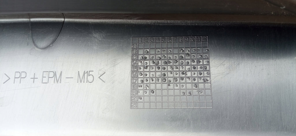FORD TRANSIT CUSTOM 13- ATRAPA KRATKA GRILL ZDERZAKA PRZÓD BK21-8A133-A