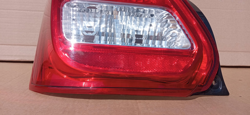 SUZUKI SWIFT MK8 17- LAMPA LEWY TYŁ LEWA TYLNA ZWYKŁA EU KOITO 220-59362
