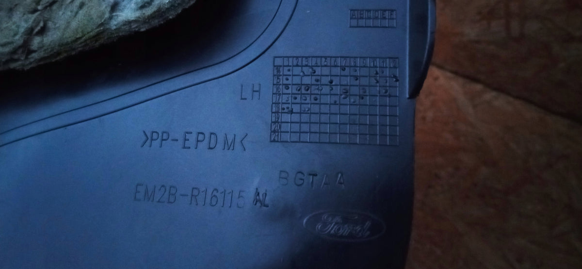 Ford S-Max Galaxy 15- Passage De Roue Avant Gauche Gauche Avant EM2B-R16115-Al — photo 6 sur 6