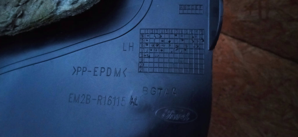 FORD S-MAX GALAXY 15- RADHAUSSCHALE LINKS VORNE LINKS VORDERE EM2B-R16115-AL