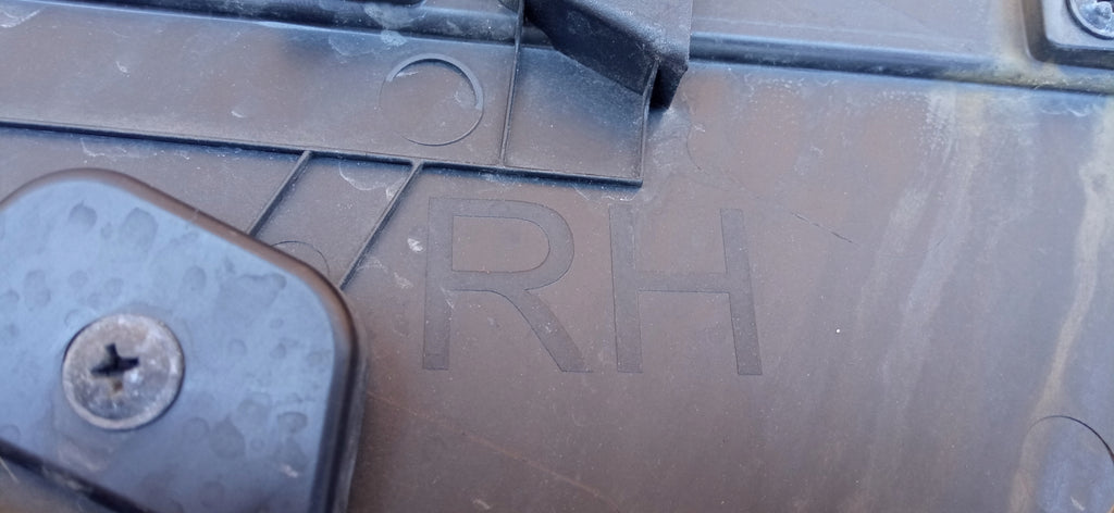 KIA EV6 2021- VERKLEIDUNG ZIERLEISTE TÜR HINTEN RECHTS 87734-CV100
