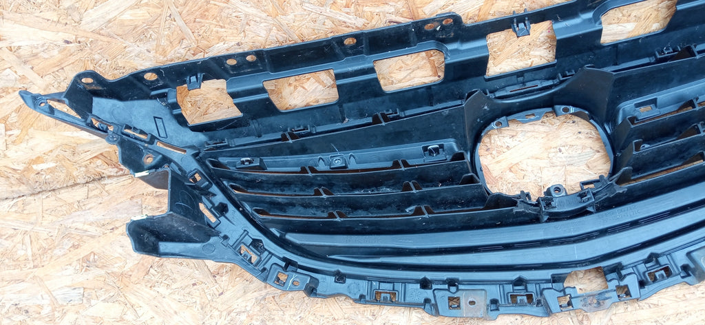 MAZDA 6 GJ 12- ATRAPA KRATKA GRILL ZDERZAKA PRZEDNIEGO GHP9-50712
