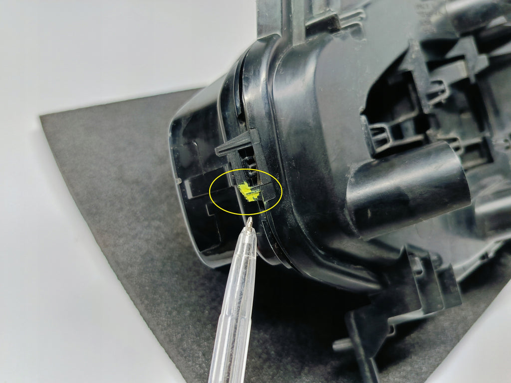 VOLKSWAGEN T-ROC 17- HALOGEN DRL PRAWY LAMPA PRAWA ŚWIATŁO LED 2GA941056