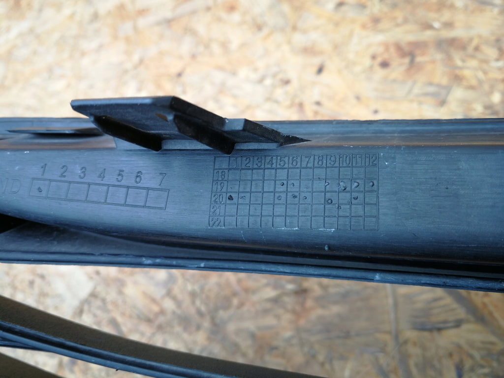 TOYOTA YARIS IV P21 19- UNTERER GRILL STOSSFÄNGER VORNE 53112-K0010