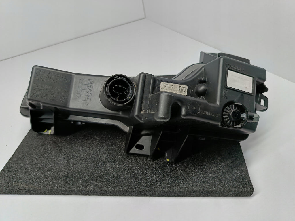 TESLA MODEL Y MY 20-HALOGEN DRL PRAWY LAMPA PRZECIWMGIELNA LED 1507933-00-C