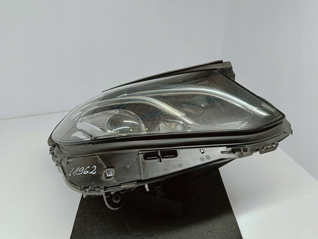 Mercedes-Benz W213 16- SCHEINWERFER RECHTS VORNE VOLL-LED PERFORMANCE A2139064004KZ