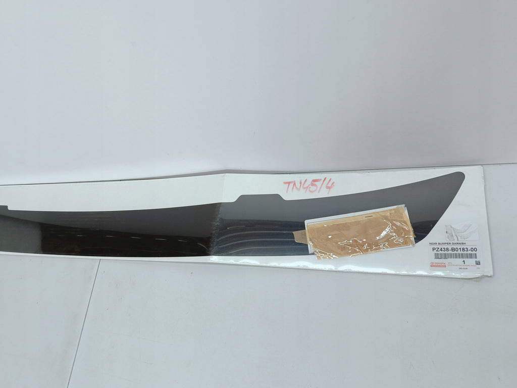 TOYOTA YARIS - NAKLEJKA OKLEINA FOLIA OCHRONNA ZDERZAKA TYŁ PZ438-B0183-00