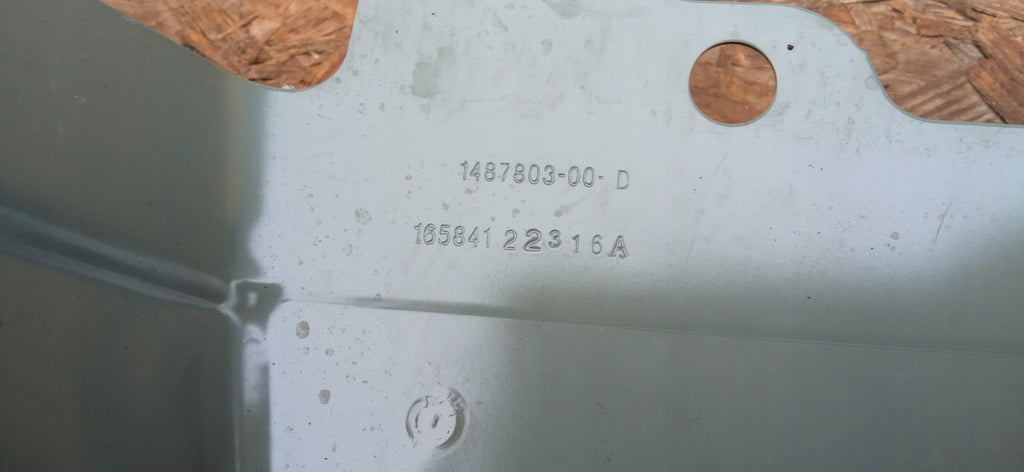 TESLA MODEL Y MJ 20- SÄULE DACHVERKLEIDUNG OBEN OBERER LINKS HINTEN 1487803-00-D