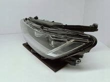 Laden Sie das Bild in den Galerie-Viewer, Volkswagen PASSAT B8 14- SCHEINWERFER LINKS VORNE FULL LED EU 3G1941081F