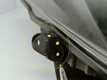 Laden Sie das Bild in den Galerie-Viewer, TOYOTA YARIS III FACELIFT 14- SCHEINWERFER RECHTS VORNE KOITO OD-160