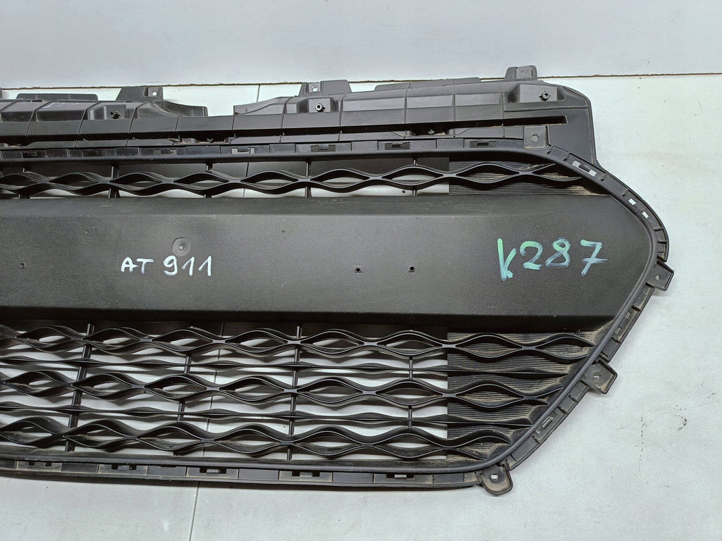 Hyundai i10 II 13- KRATKA ŚRODKOWA ATRAPA GRILL ZDERZAKA PRZÓD 86569-B9000