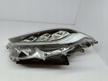 Załaduj zdjęcie do przeglądarki galerii, TOYOTA YARIS IV 4 19- LAMPA REFLEKTOR LEWY PRZÓD FULL LED KOITO K0-8 EU