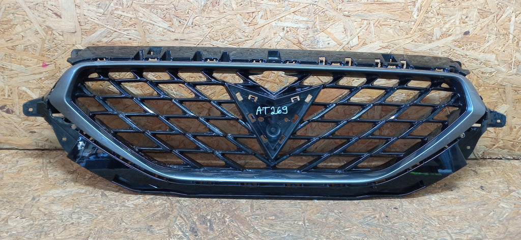SEAT CUPRA FORMENTOR 20- ATRAPA GRILL KRATKA ZDERZAKA PRZÓD 5FF853651C
