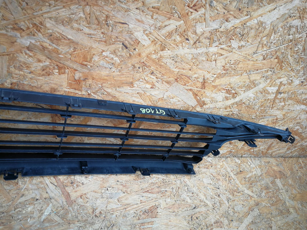 TOYOTA YARIS IV P21 19- UNTERER GRILL STOSSFÄNGER VORNE 53112-K0010