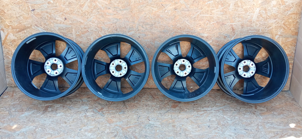 FELGEN 19 ZOLL SEAT CUPRA BORN 21- 7.5JX19 ET50 10E601025J