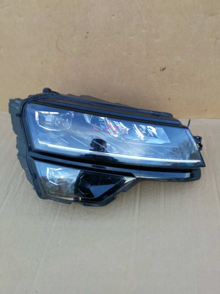 SKODA KAROQ 16- LAMPA PRAWA PRZÓD FULL LED 57B941016B