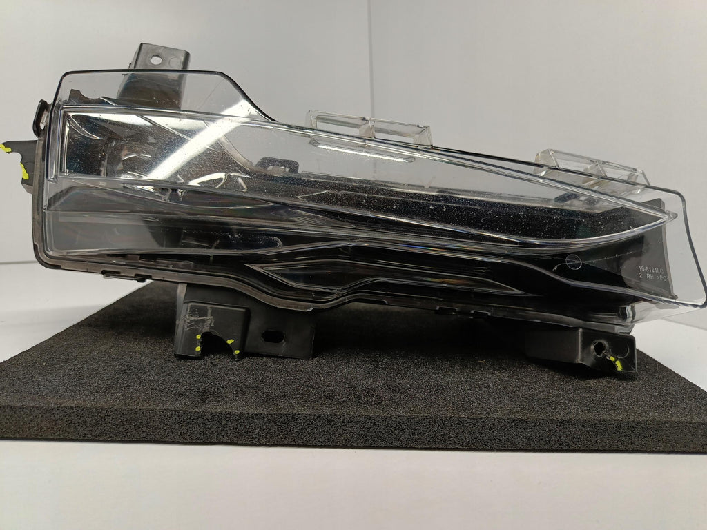 TESLA 3 LIFT Y 20- NEBELSCHEINWERFER RECHTS LED TAGFAHRLICHT 1624798-00-A