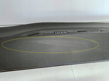 Załaduj zdjęcie do przeglądarki galerii, Toyota Yaris Cross 20- LISTWA NAKŁADKA DRZWI PRAWY TYŁ 75077-0D020