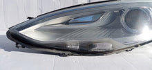 Laden Sie das Bild in den Galerie-Viewer, TESLA MODEL S 12- SCHEINWERFER LINKS XENON EU 6005910-00-C