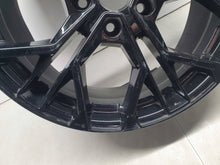 Laden Sie das Bild in den Galerie-Viewer, Renault Megane E-Tech ALUFELGE 19 ZOLL 7.5X19 ET50 5X114.3 KBA53169