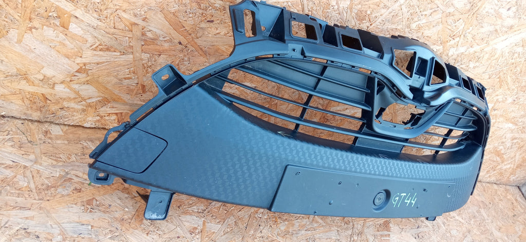 TOYOTA YARIS IV 4 P21 19- KÜHLERGRILL STOßSTANGE VORNE 53101-K0050