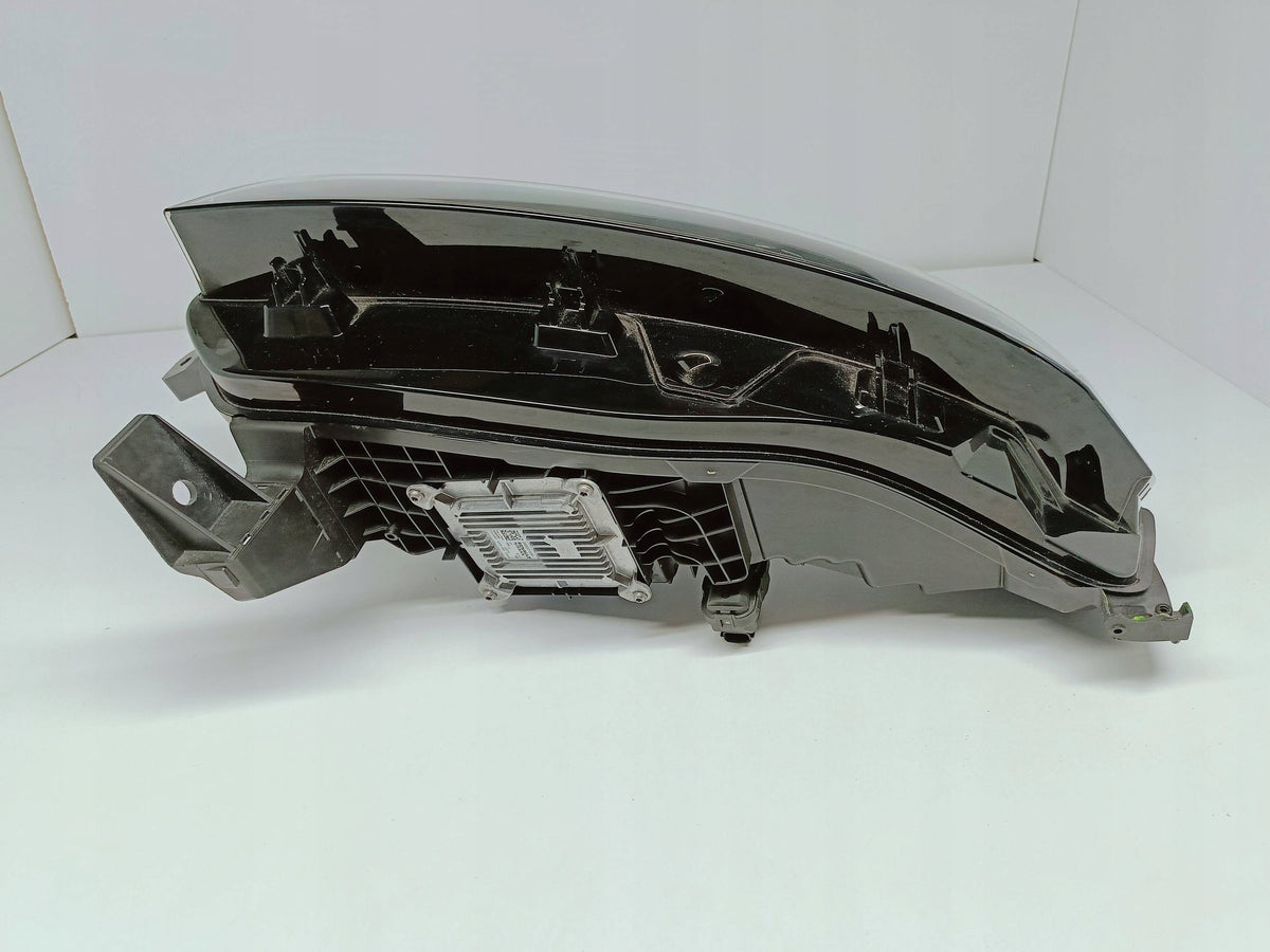 Renault Megane V 5 E-Tech 21- Vorne Links Leuchte Full LED EU 260606256R — Foto 8 von 15