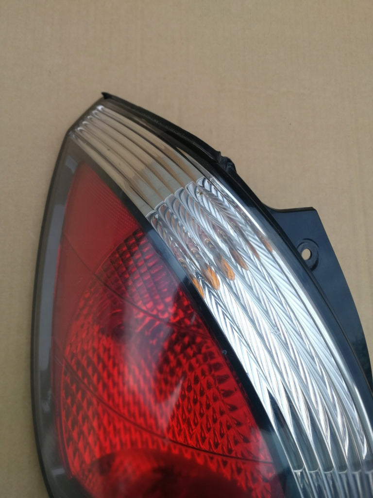 KIA RIO II 06- LAMPA LEWY TYŁ LEWA TYLNA 92401-1G2