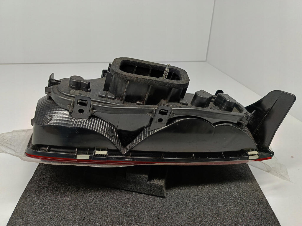 SEAT MII KF1 11- LAMPA LEWY TYŁ LEWA TYLNA FARBA EU OEM 1SL945095K
